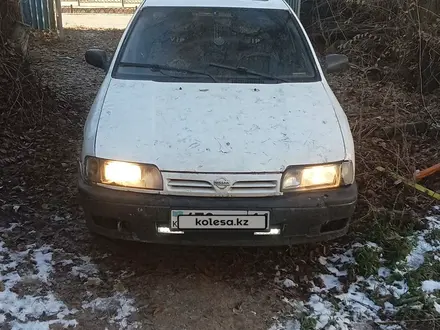 Nissan Primera 1992 года за 450 000 тг. в Алматы – фото 3