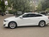 Chevrolet Malibu 2022 годаүшін10 300 000 тг. в Алматы – фото 2