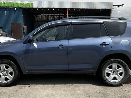 Toyota RAV4 2010 года за 5 900 000 тг. в Алматы – фото 2