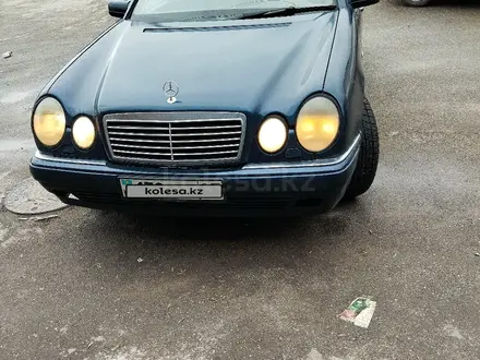 Mercedes-Benz E 280 1996 года за 2 500 000 тг. в Талгар – фото 2