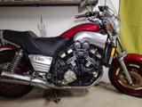 Yamaha  VMAX 1200 1990 года за 2 500 000 тг. в Астана