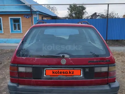 Volkswagen Passat 1991 года за 1 100 000 тг. в Уральск – фото 2