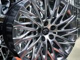 Toyota на 19 новые диски за 300 000 тг. в Астана