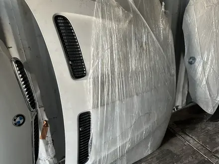 Капот на Bmw за 9 900 тг. в Актау – фото 5