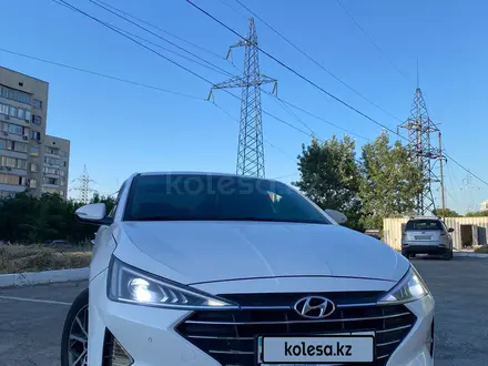 Hyundai Elantra 2020 года за 8 000 000 тг. в Алматы – фото 2