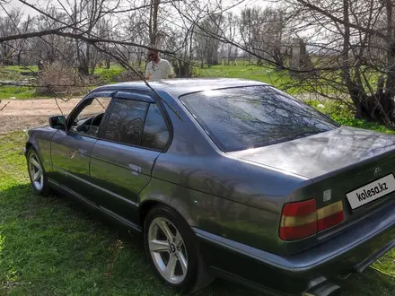 BMW 525 1990 года за 1 300 000 тг. в Талдыкорган – фото 3