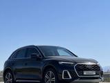 Audi Q5 2021 года за 23 000 000 тг. в Алматы – фото 2