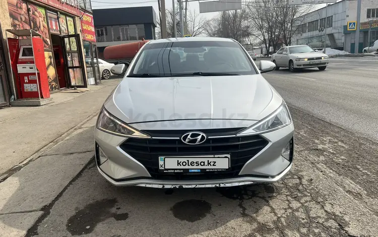 Hyundai Elantra 2019 годаfor8 500 000 тг. в Алматы