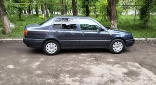 Volkswagen Vento 1993 года за 1 300 000 тг. в Тараз