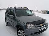 Chevrolet Niva 2011 года за 2 950 000 тг. в Павлодар – фото 2