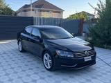 Volkswagen Passat (USA) 2013 годаfor5 000 000 тг. в Атырау