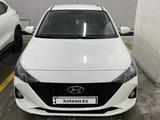 Hyundai Solaris 2021 годаfor7 700 000 тг. в Астана – фото 2