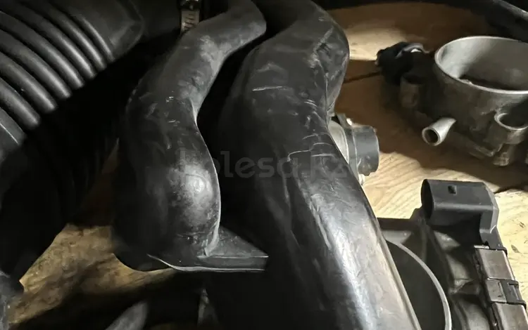 Привозная гофра заслонка на HONDA за 2 000 тг. в Алматы