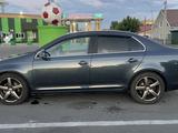 Volkswagen Jetta 2007 года за 3 000 000 тг. в Семей – фото 2