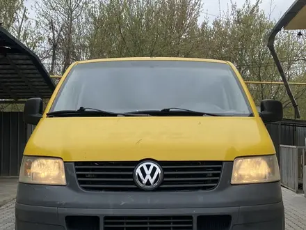 Volkswagen Transporter 2008 года за 3 700 000 тг. в Алматы – фото 2