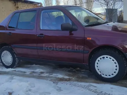 Volkswagen Vento 1993 года за 1 400 000 тг. в Тараз – фото 4