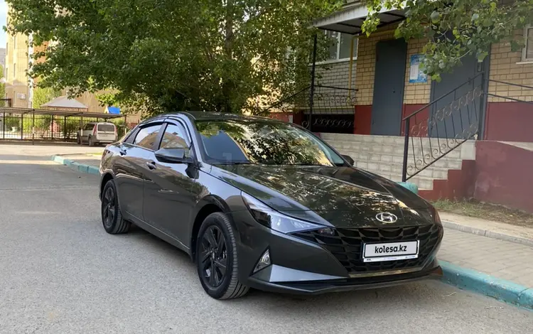 Hyundai Elantra 2022 года за 10 200 000 тг. в Актобе