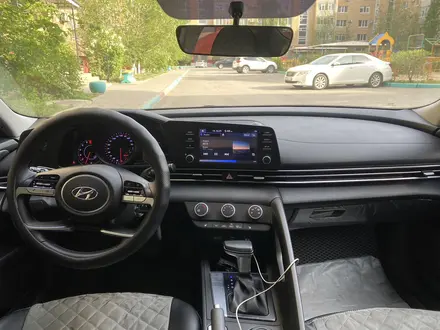 Hyundai Elantra 2022 года за 10 200 000 тг. в Актобе – фото 3