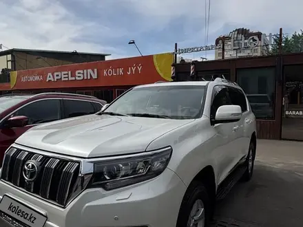 Toyota Land Cruiser Prado 2022 года за 32 000 000 тг. в Алматы – фото 2