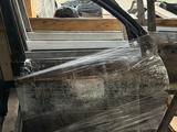 Дверь передняя и задняя Toyota Lexus за 10 000 тг. в Алматы