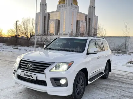 Lexus LX 570 2013 года за 25 000 000 тг. в Актобе