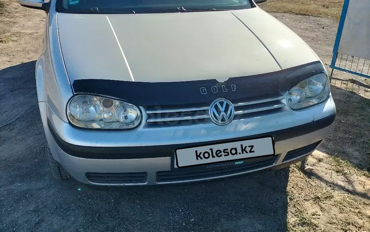 Volkswagen Golf 2002 годаүшін2 300 000 тг. в Караганда