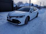 Toyota Camry 2019 годаfor12 000 000 тг. в Уральск – фото 2