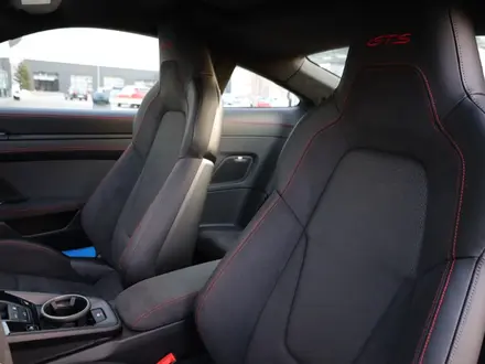 Porsche 911 Carrera GTS 2026 года за 153 244 200 тг. в Алматы – фото 6