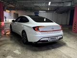 Hyundai Sonata 2020 года за 12 800 000 тг. в Алматы – фото 2