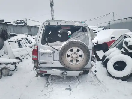 Mitsubishi Pajero 2006 года за 10 000 тг. в Актобе – фото 2