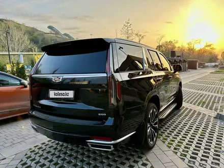 Cadillac Escalade 2022 года за 58 500 000 тг. в Алматы – фото 7