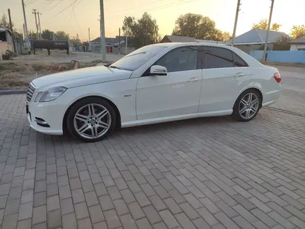 Mercedes-Benz E 200 2012 года за 9 700 000 тг. в Алматы – фото 2