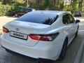 Toyota Camry 2022 годаүшін13 800 000 тг. в Актобе – фото 8