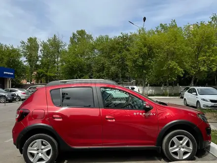 Renault Sandero Stepway 2017 года за 4 500 000 тг. в Караганда – фото 3