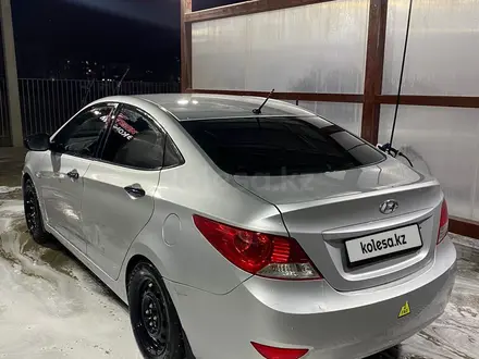 Hyundai Accent 2012 года за 3 900 000 тг. в Атырау – фото 4