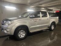 Toyota Hilux 2010 года за 10 000 000 тг. в Усть-Каменогорск