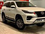 Toyota Fortuner 2024 годаүшін29 999 999 тг. в Алматы