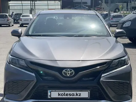 Toyota Camry 2019 года за 12 800 000 тг. в Алматы