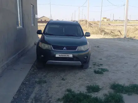 Mitsubishi Outlander 2008 года за 5 500 000 тг. в Атырау – фото 2