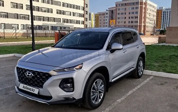 Hyundai Santa Fe 2019 годаүшін13 200 000 тг. в Астана