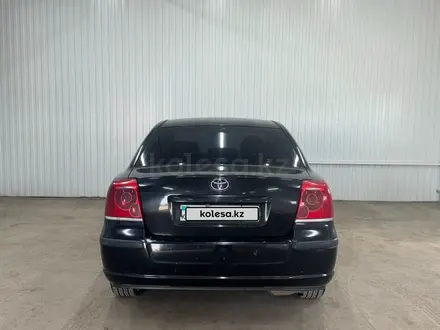 Toyota Avensis 2005 года за 2 099 300 тг. в Астана – фото 2