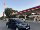 Toyota Isis 2011 года за 3 500 000 тг. в Уральск