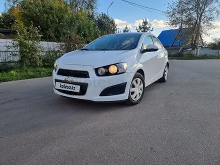 Chevrolet Aveo 2013 года за 3 400 000 тг. в Петропавловск – фото 2