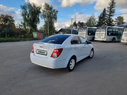 Chevrolet Aveo 2013 года за 3 400 000 тг. в Петропавловск – фото 11