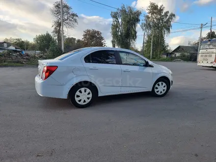 Chevrolet Aveo 2013 года за 3 400 000 тг. в Петропавловск – фото 14