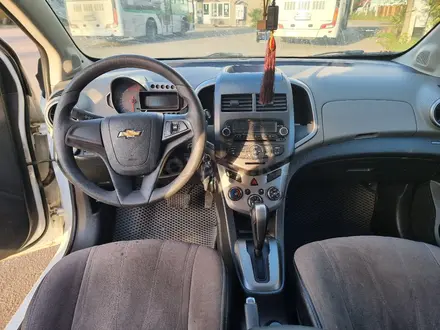 Chevrolet Aveo 2013 года за 3 400 000 тг. в Петропавловск – фото 23