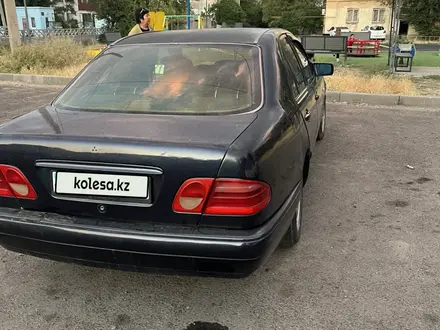 Mercedes-Benz E 230 1995 года за 1 600 000 тг. в Тараз – фото 7