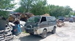 Mitsubishi Delica 1994 годаүшін1 700 000 тг. в Алматы