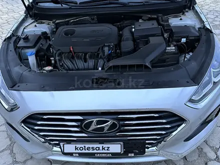 Hyundai Sonata 2018 года за 6 200 000 тг. в Актобе – фото 4