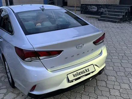 Hyundai Sonata 2018 года за 6 200 000 тг. в Актобе – фото 3